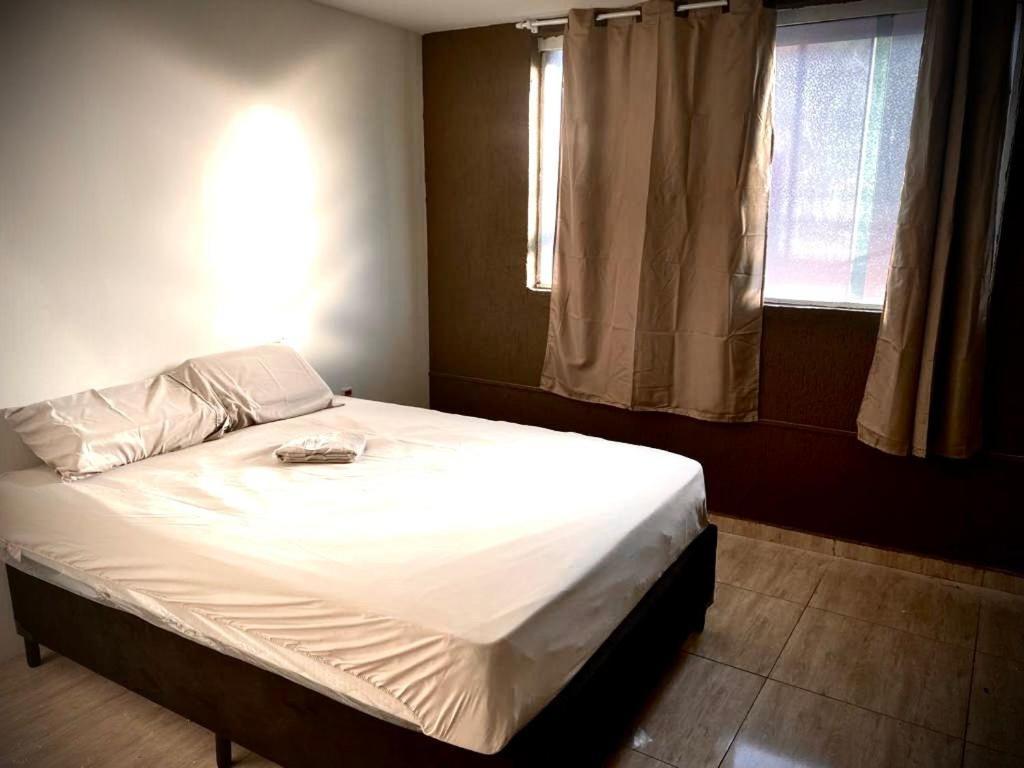 Galeria 124 Hostel Diadema Bagian luar foto